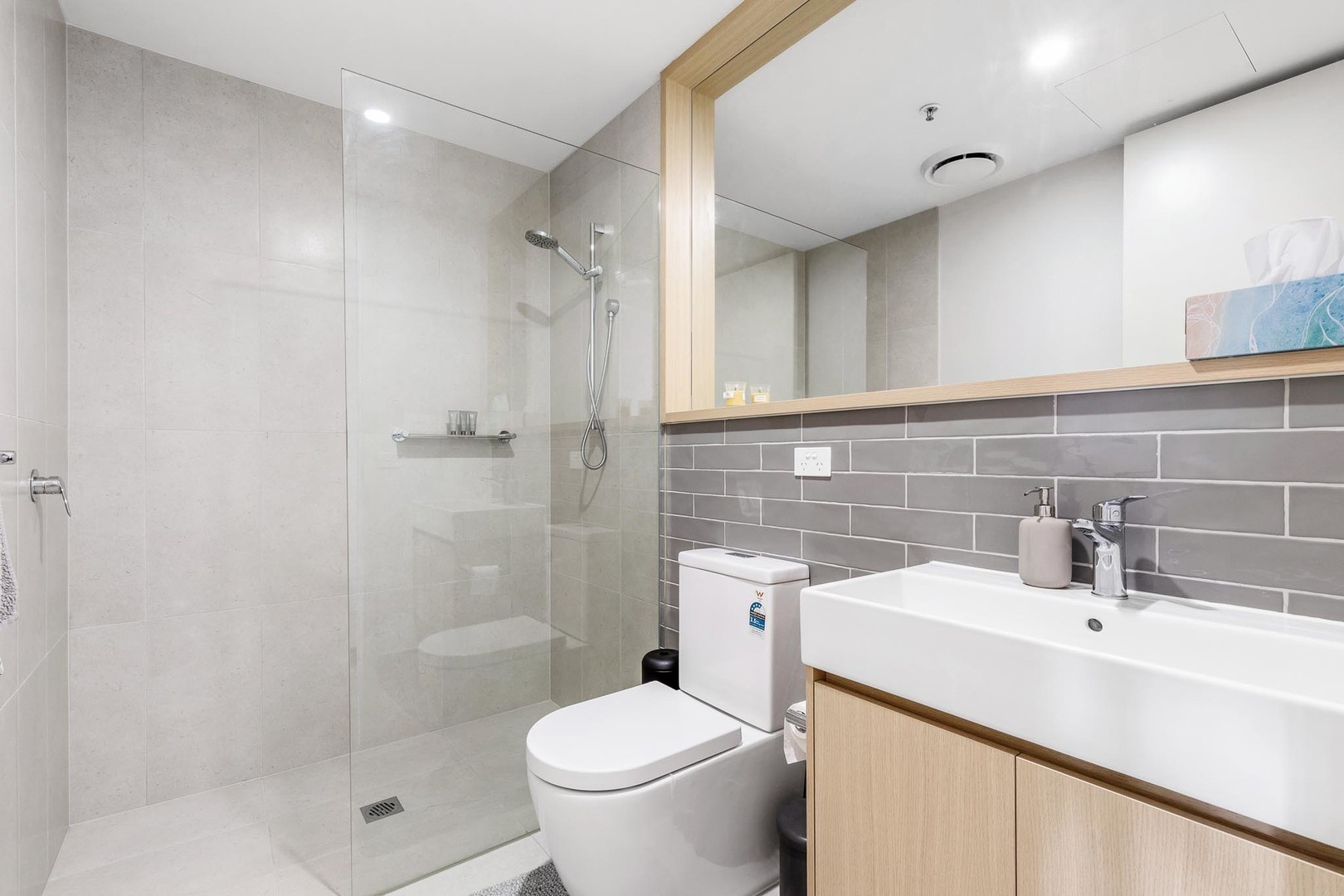 215/93 Furlong Road, Cairnlea, VIC 3023, Cairnlea - Thumbnail 6