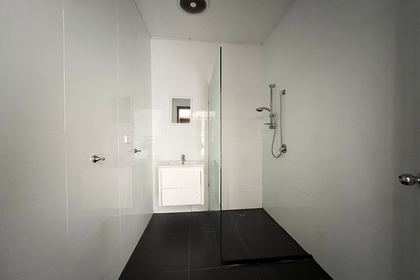 215 Main Road West, St Albans, VIC 3021, St Albans - Thumbnail 8