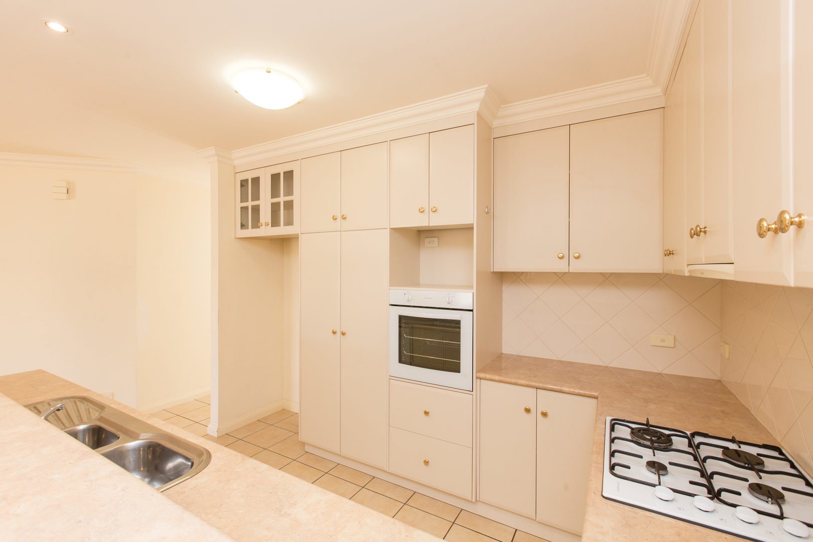 215 Wade Avenue, Mildura, VIC 3500 - Thumbnail 1 - 22/10/2021
