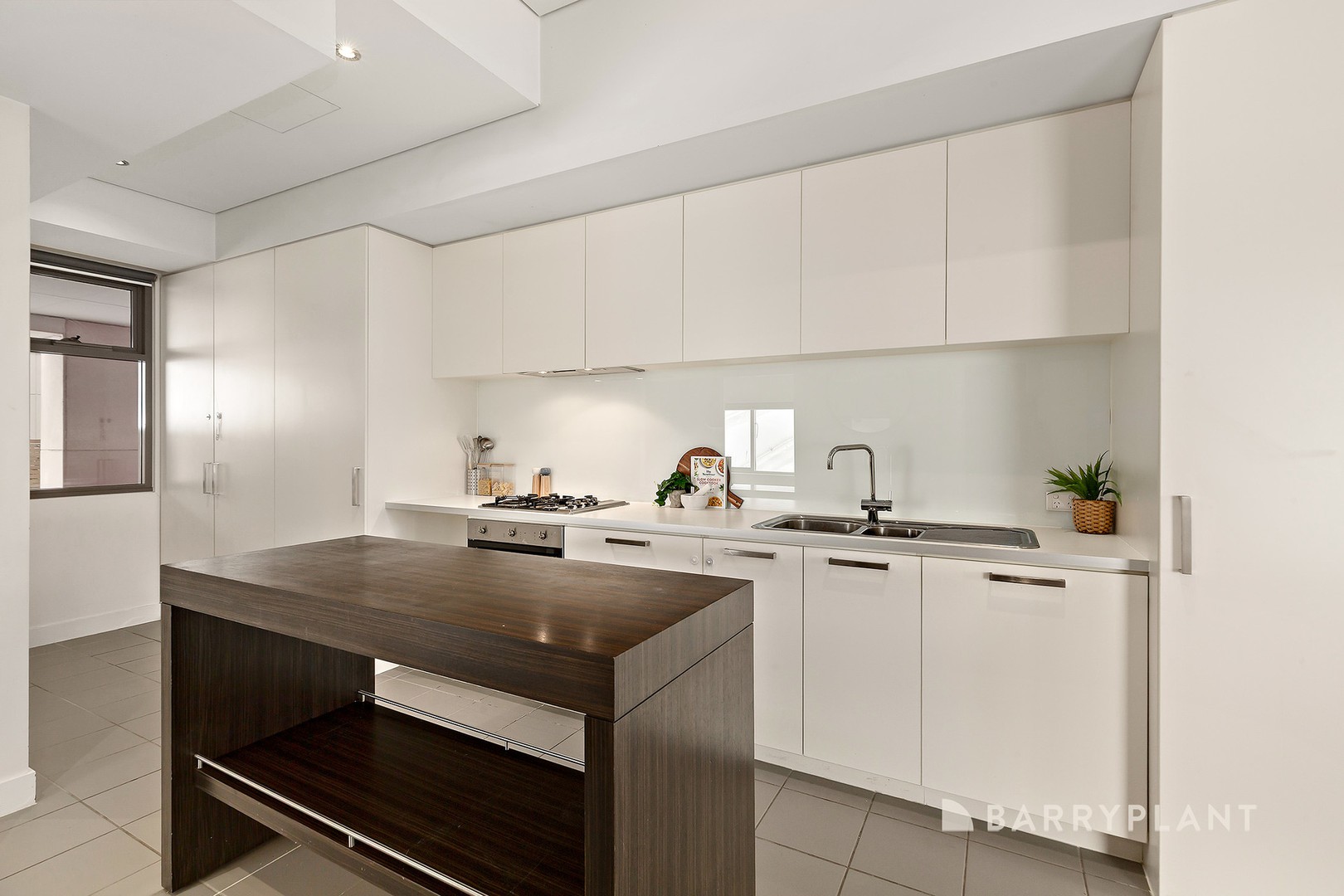 216/9 The Arcade, Docklands, VIC 3008 - Thumbnail 2 - 27/03/2025