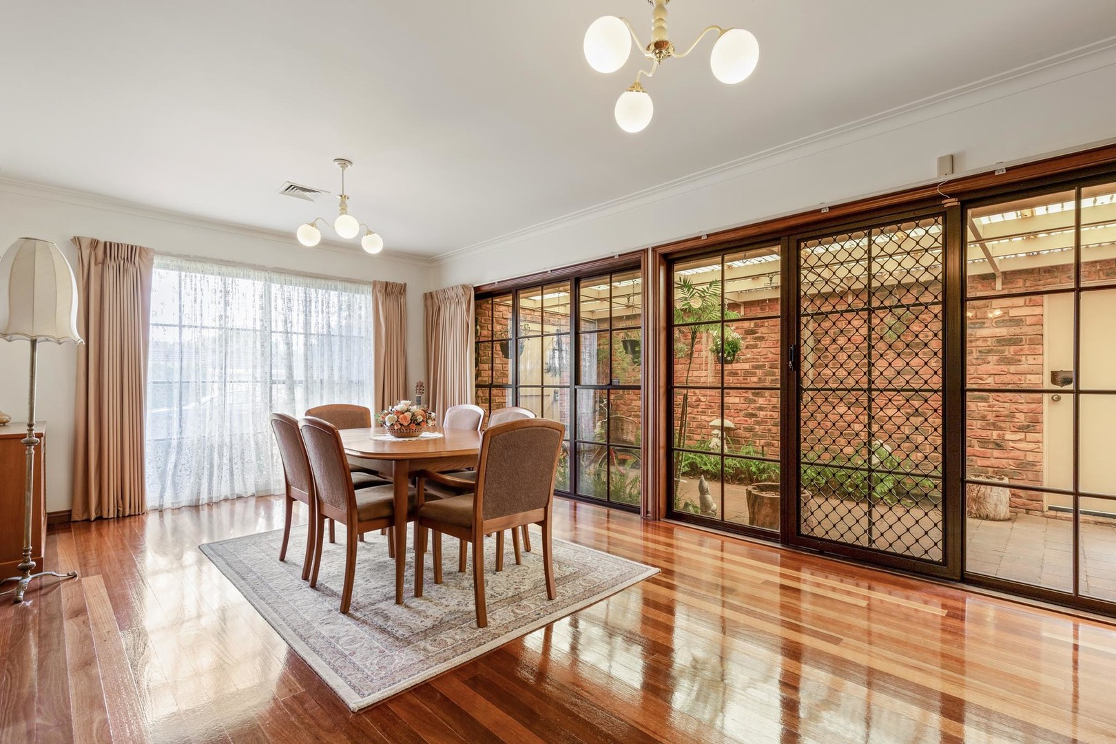 216 Burrowye Crescent, Keilor, VIC 3036, Keilor - Thumbnail 6