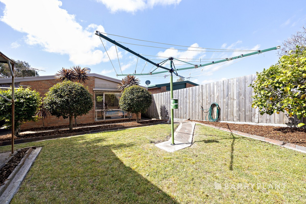 216 Eighth Avenue, Rosebud, VIC 3939, Rosebud - Thumbnail 7