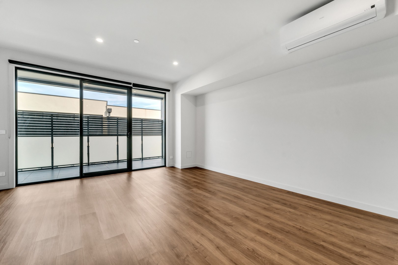 217/2 Fortitude Drive, Craigieburn, VIC 3064 - Thumbnail 2 - 28/02/2022