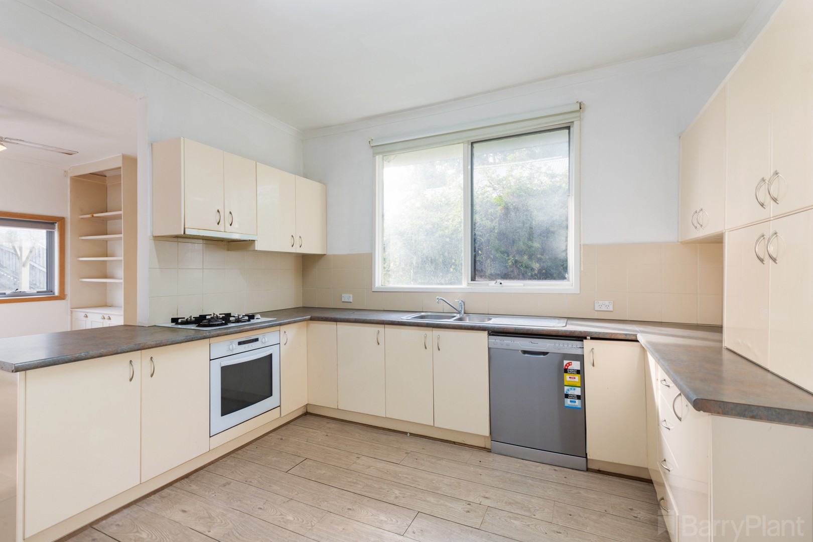218 Canterbury Road, Heathmont, VIC 3135, Heathmont - Thumbnail 3