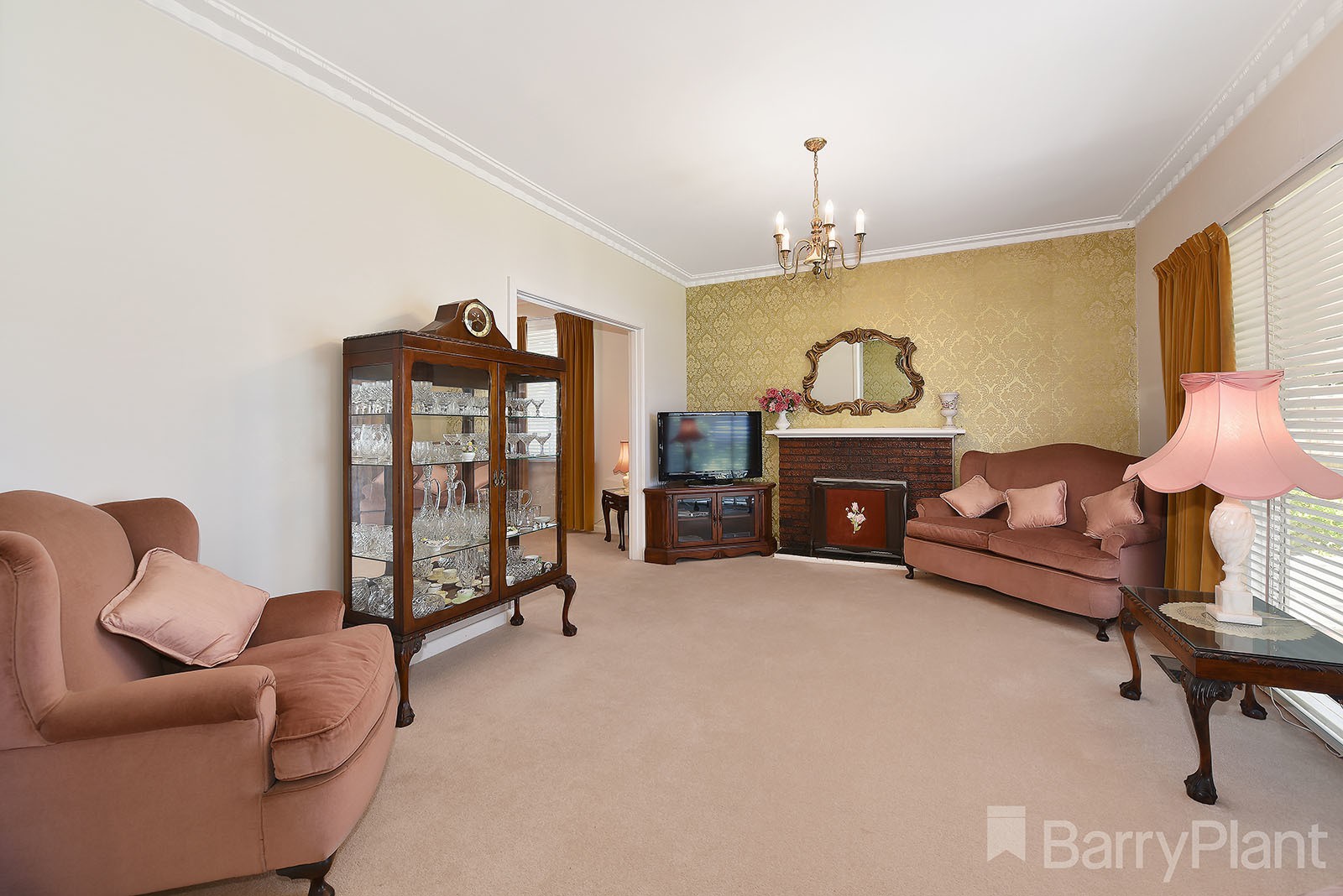 218 Waverley RoadMount Waverley, VIC 3149, Mount Waverley - Thumbnail 2