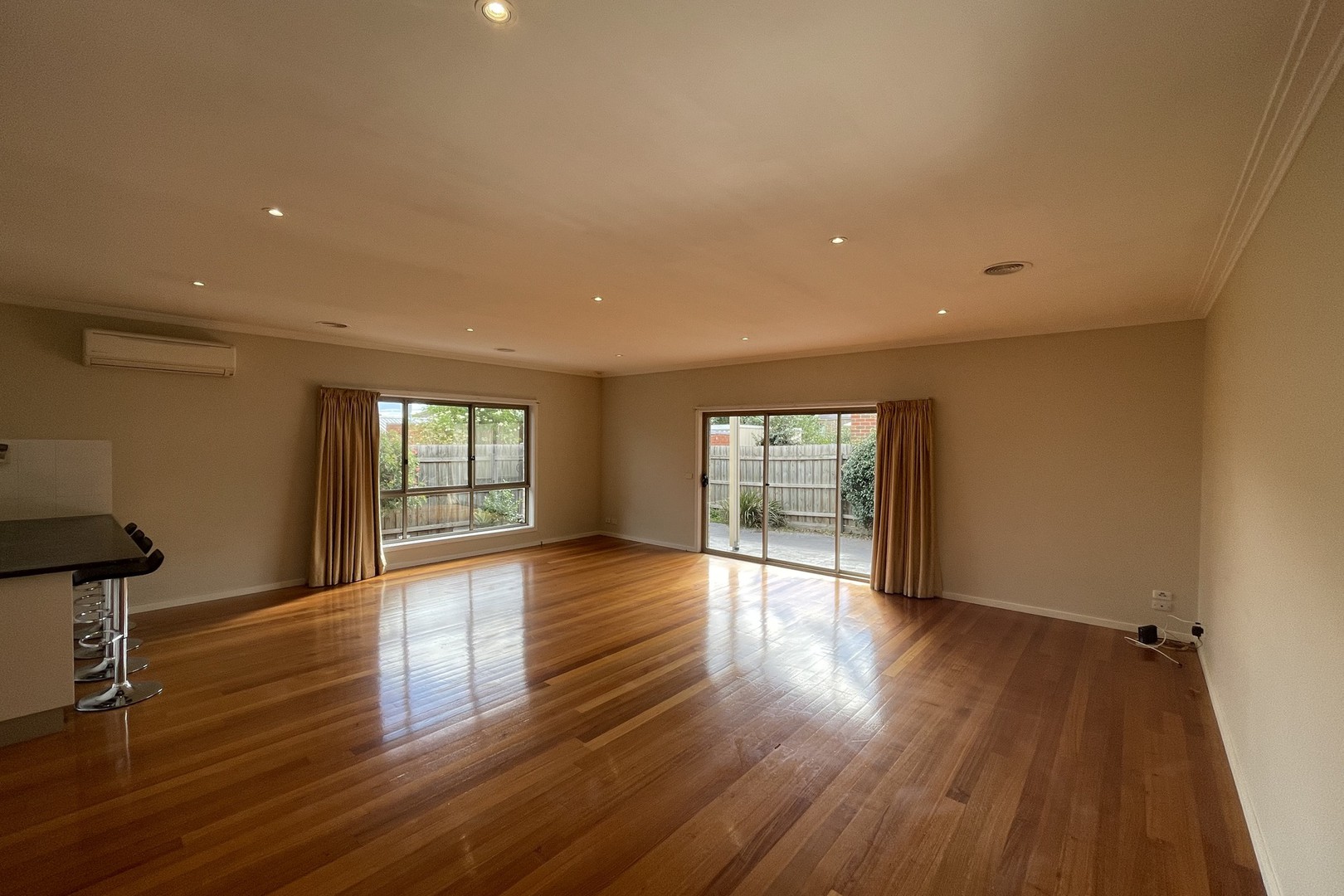 21A Grimwade Street, Reservoir, VIC 3073, Reservoir - Thumbnail 2