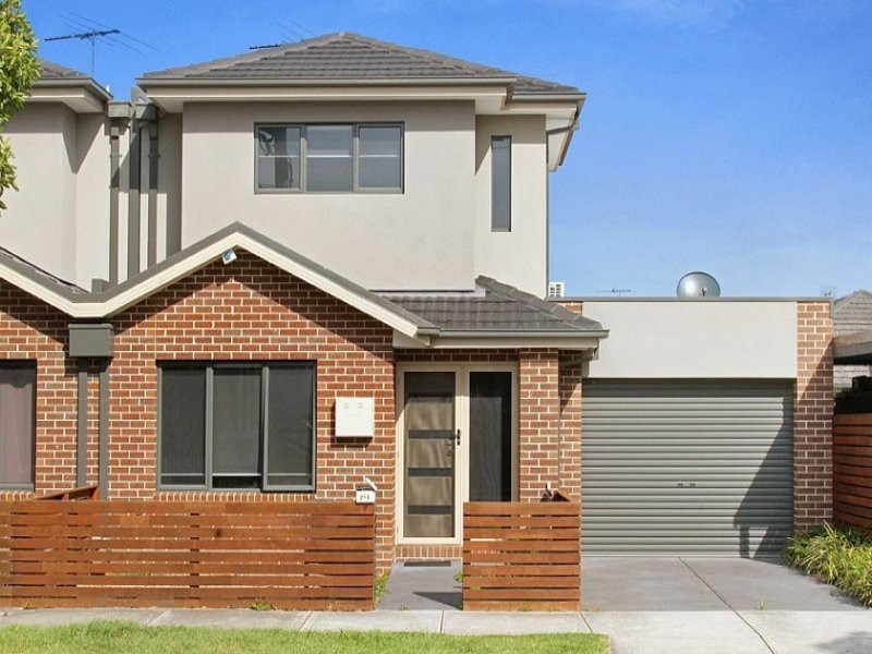 21B Locksley Avenue, Reservoir, VIC 3073, Reservoir - Thumbnail 2