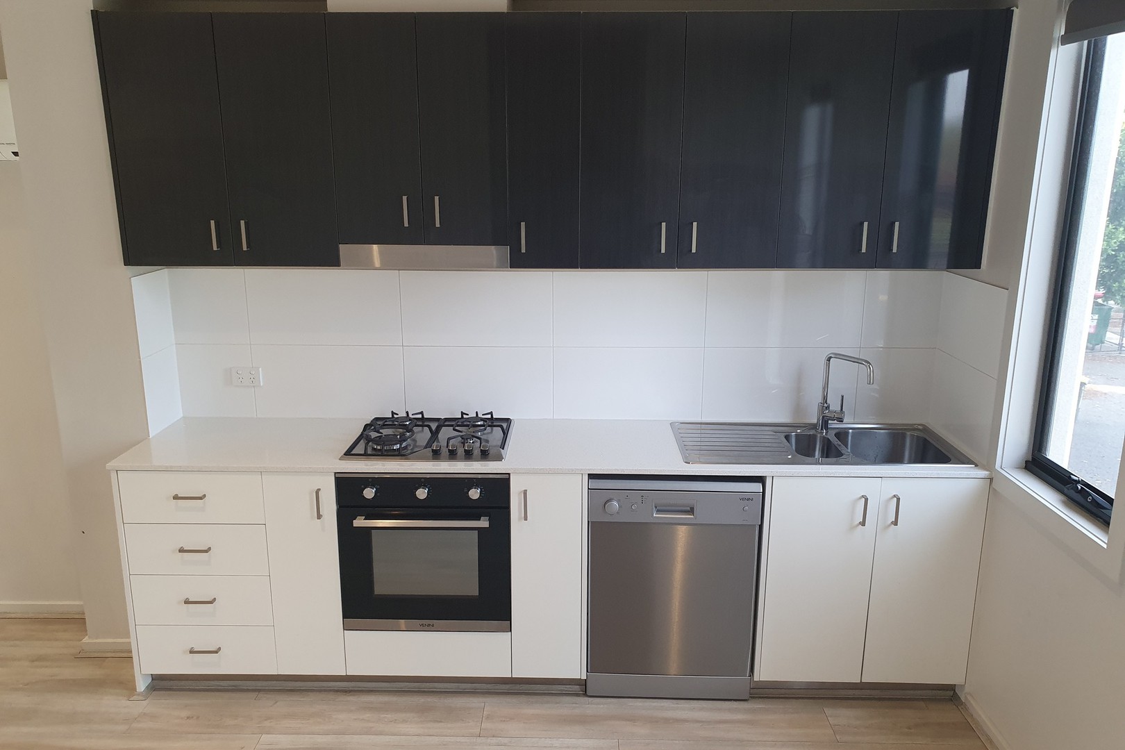 22/1-11 Troward Harvey Way, Craigieburn, VIC 3064 - Thumbnail 1 - 16/08/2022