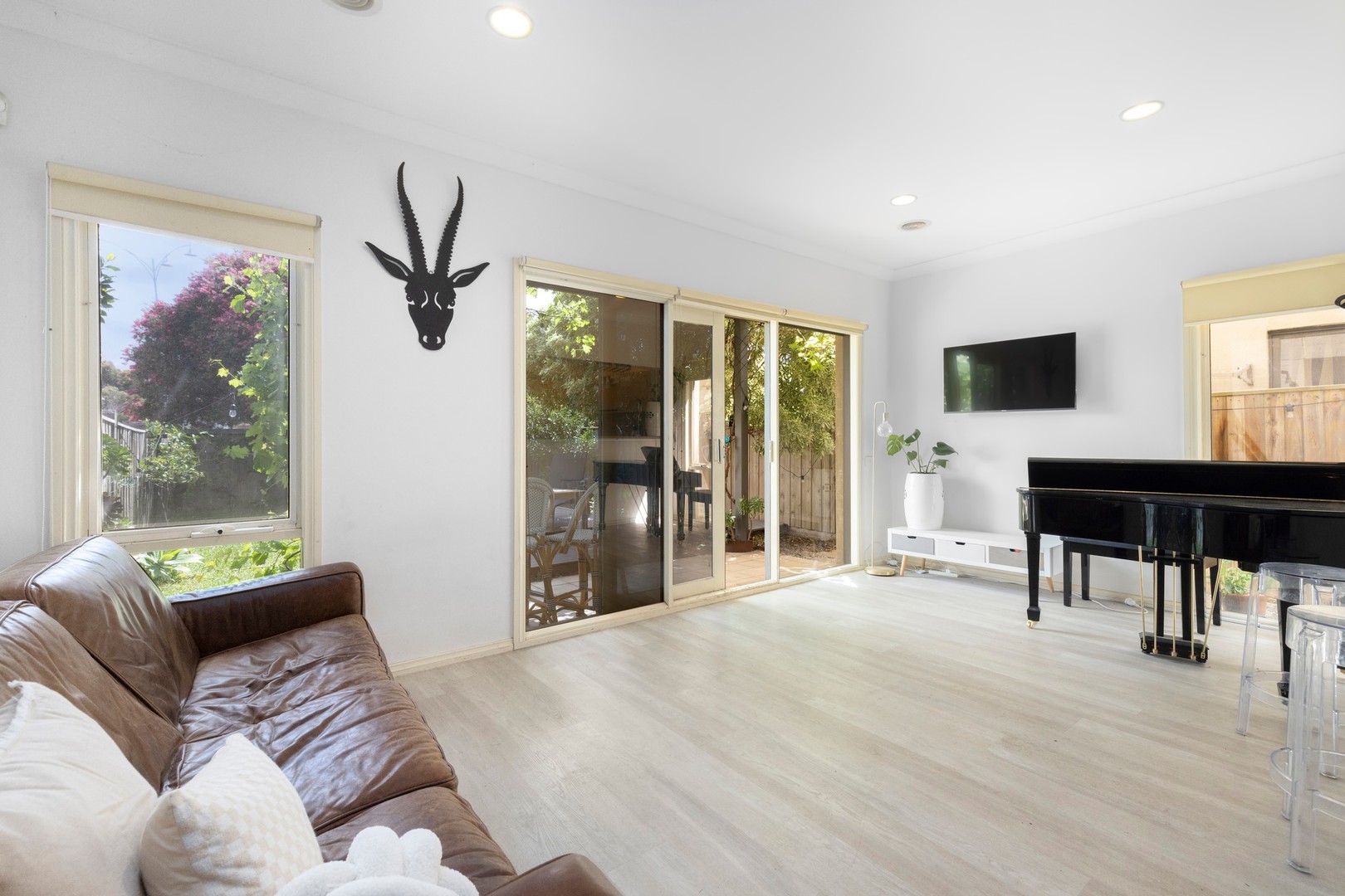 22/1 Greg Norman Drive, Sanctuary Lakes, VIC 3030, Sanctuary Lakes - Thumbnail 4