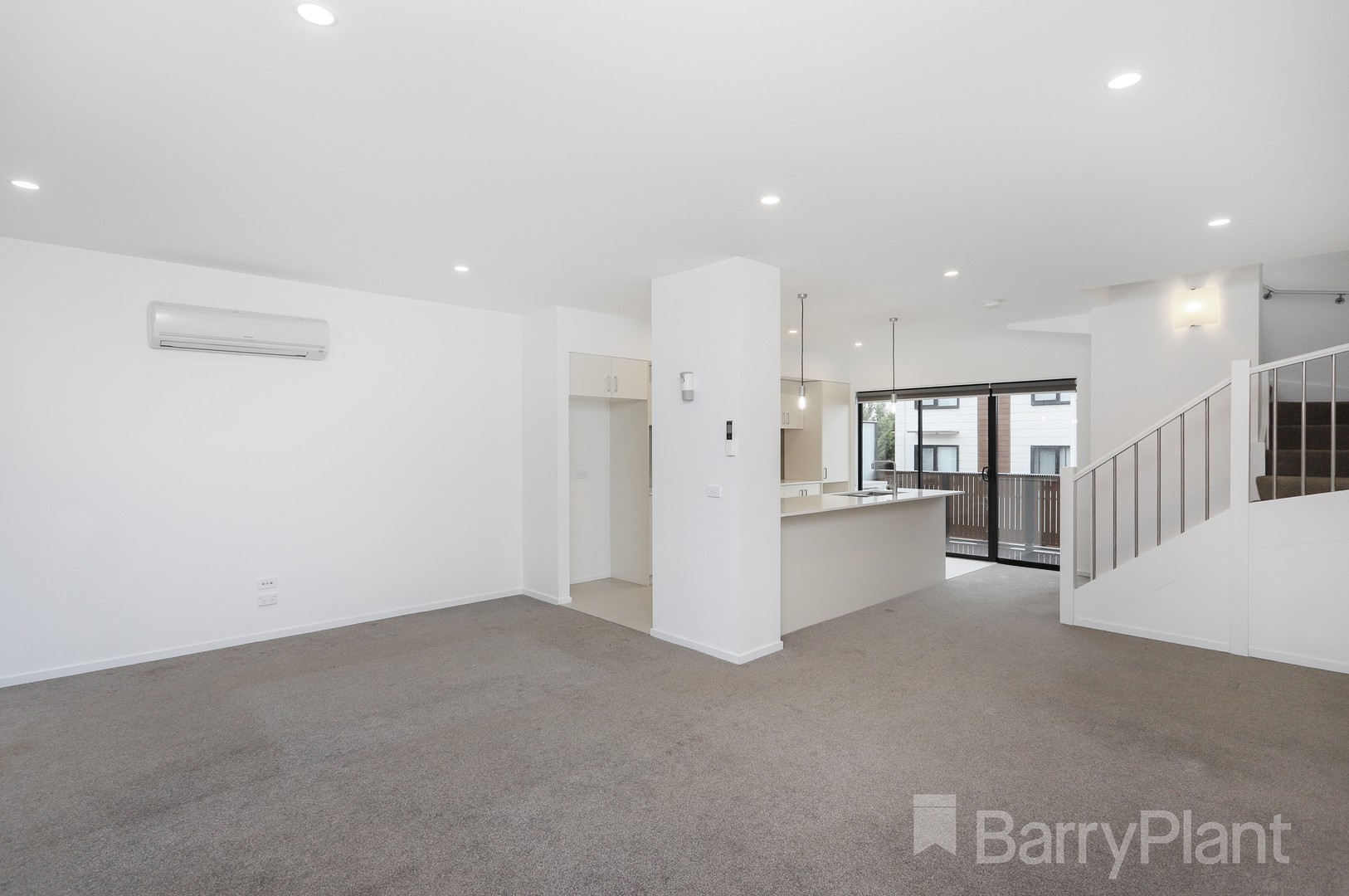 22/15 Mullenger, Braybrook, VIC 3019, Braybrook - Thumbnail 4