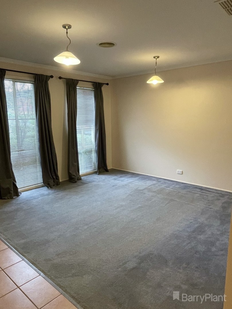 22 Abercairn Drive, Narre Warren South, VIC 3805, Narre Warren South - Thumbnail 4