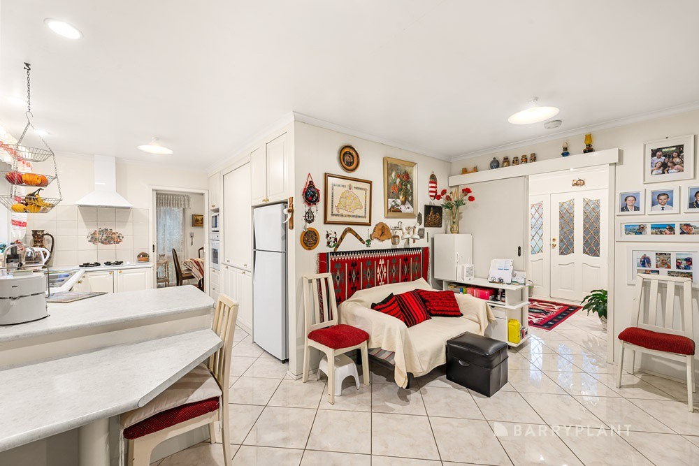 22 Alderford Drive, Wantirna, VIC 3152, Wantirna - Thumbnail 3