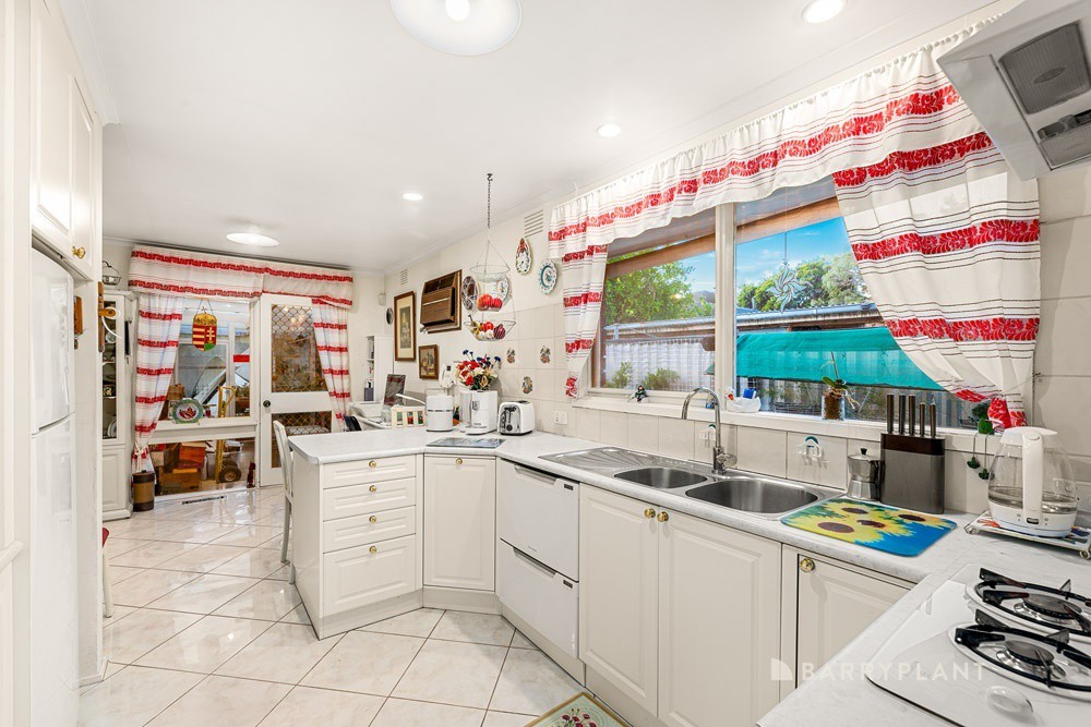 22 Alderford Drive, Wantirna, VIC 3152, Wantirna - Thumbnail 5