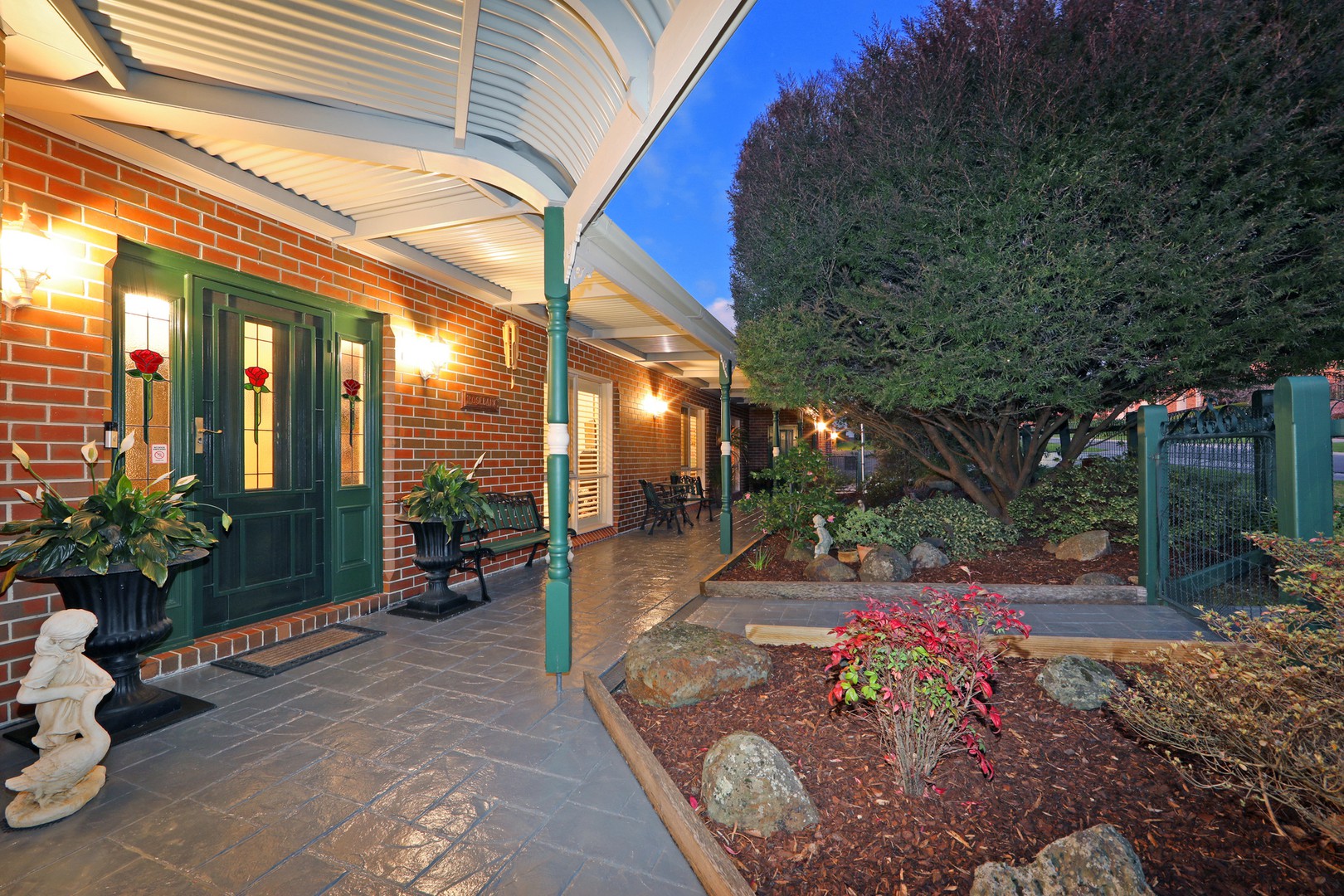 22 Allamanda Boulevard, Lysterfield, VIC 3156, Lysterfield - Thumbnail 2