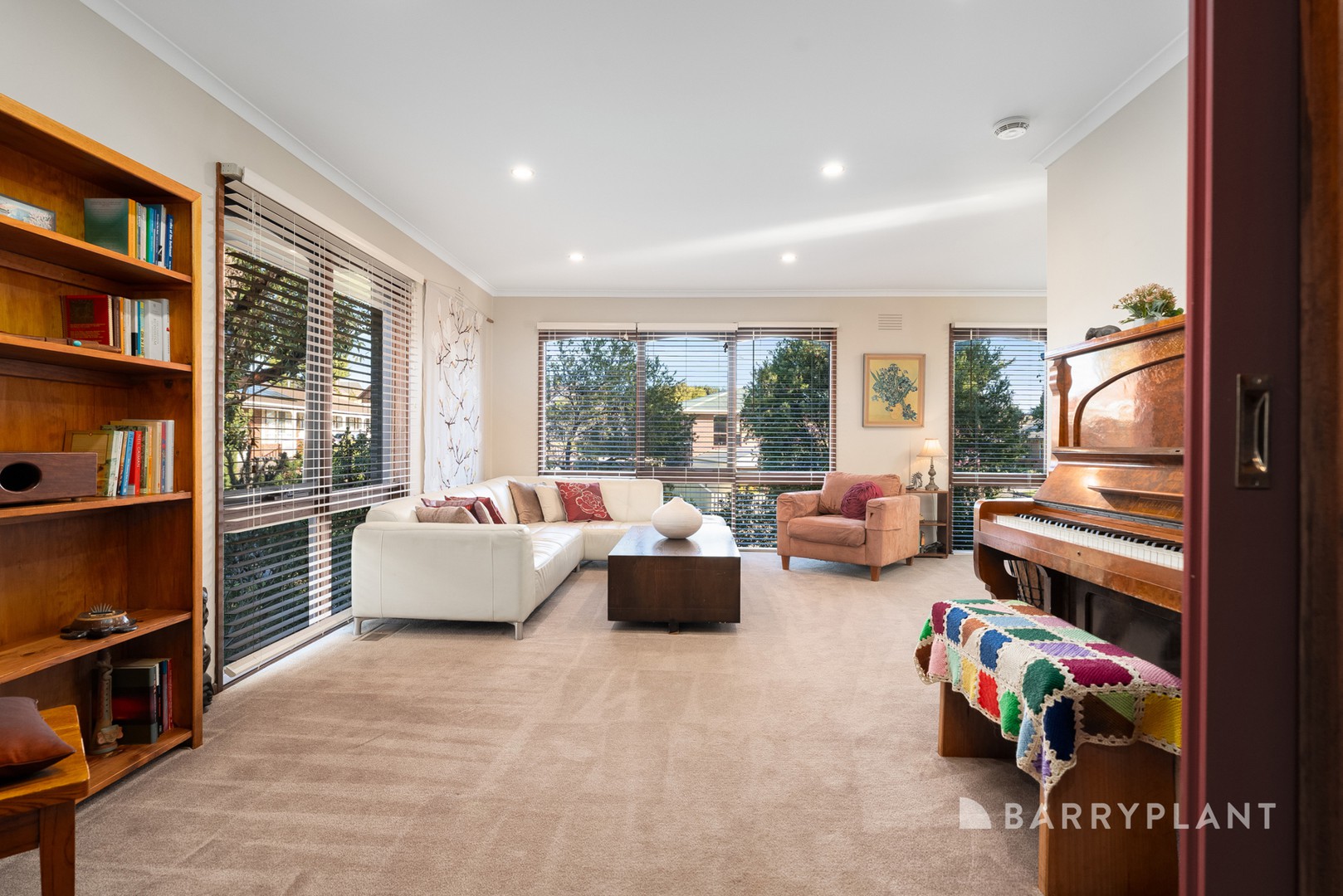 22 Allambee Avenue, Grovedale, VIC 3216, Grovedale - Thumbnail 3