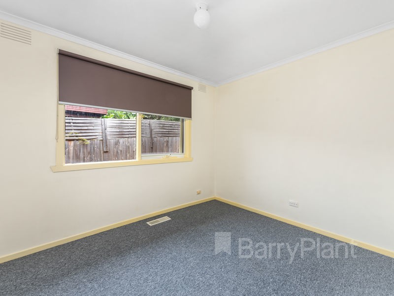 22 Amesbury Avenue, Wantirna, VIC 3152, Wantirna - Thumbnail 3