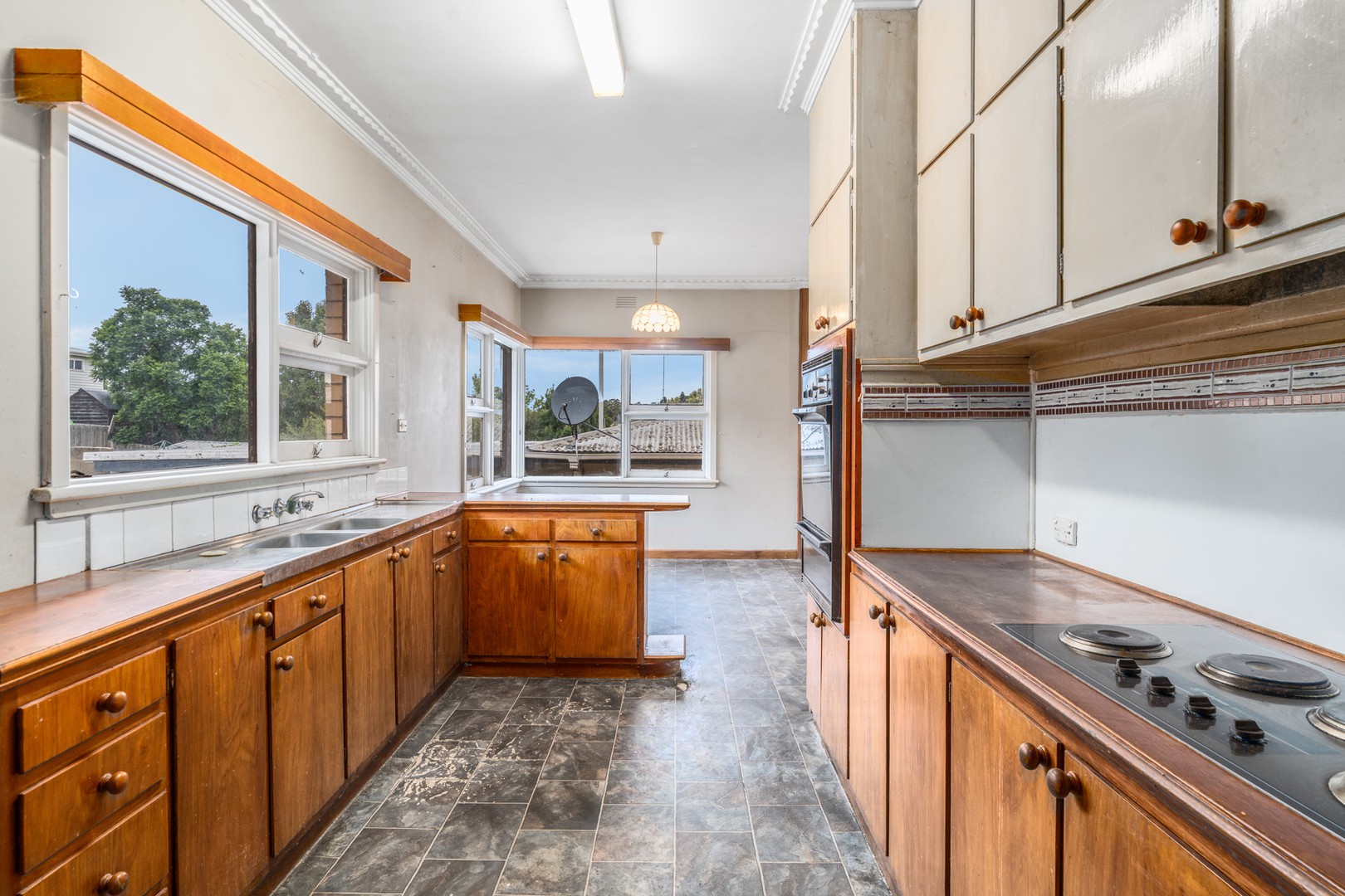 22 Arkana Avenue, Highton, VIC 3216, Highton - Thumbnail 6