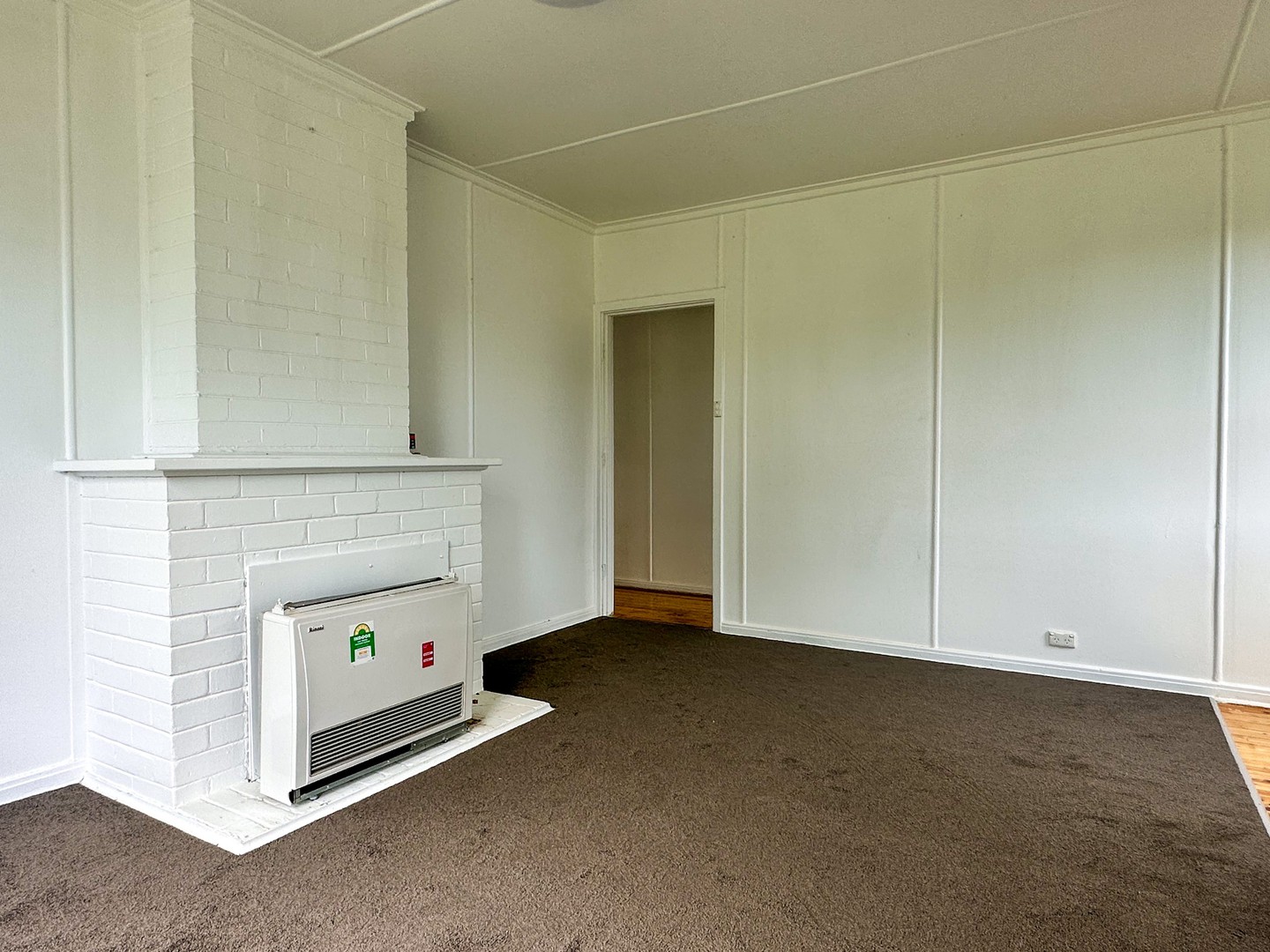 22 Balmoral Street, Braybrook, VIC 3019, Braybrook - Thumbnail 3