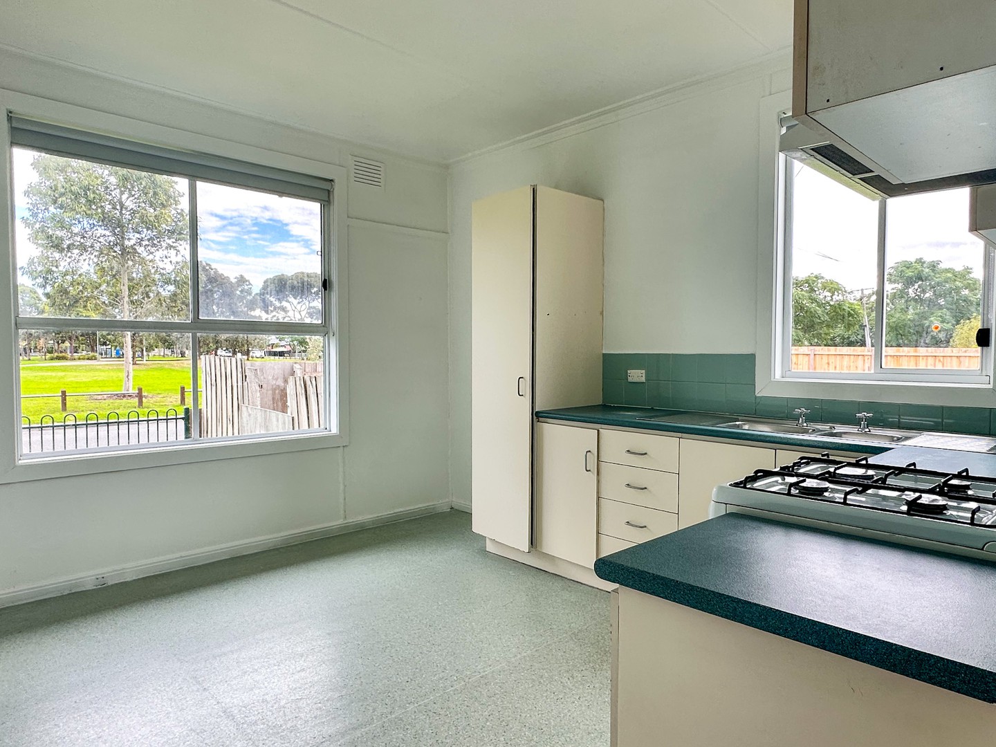 22 Balmoral Street, Braybrook, VIC 3019, Braybrook - Thumbnail 5