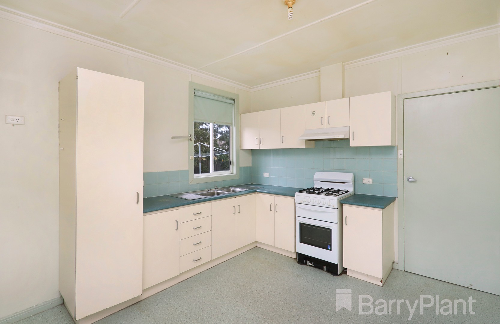 22 Balmoral Street, Braybrook, VIC 3019, Braybrook - Thumbnail 8