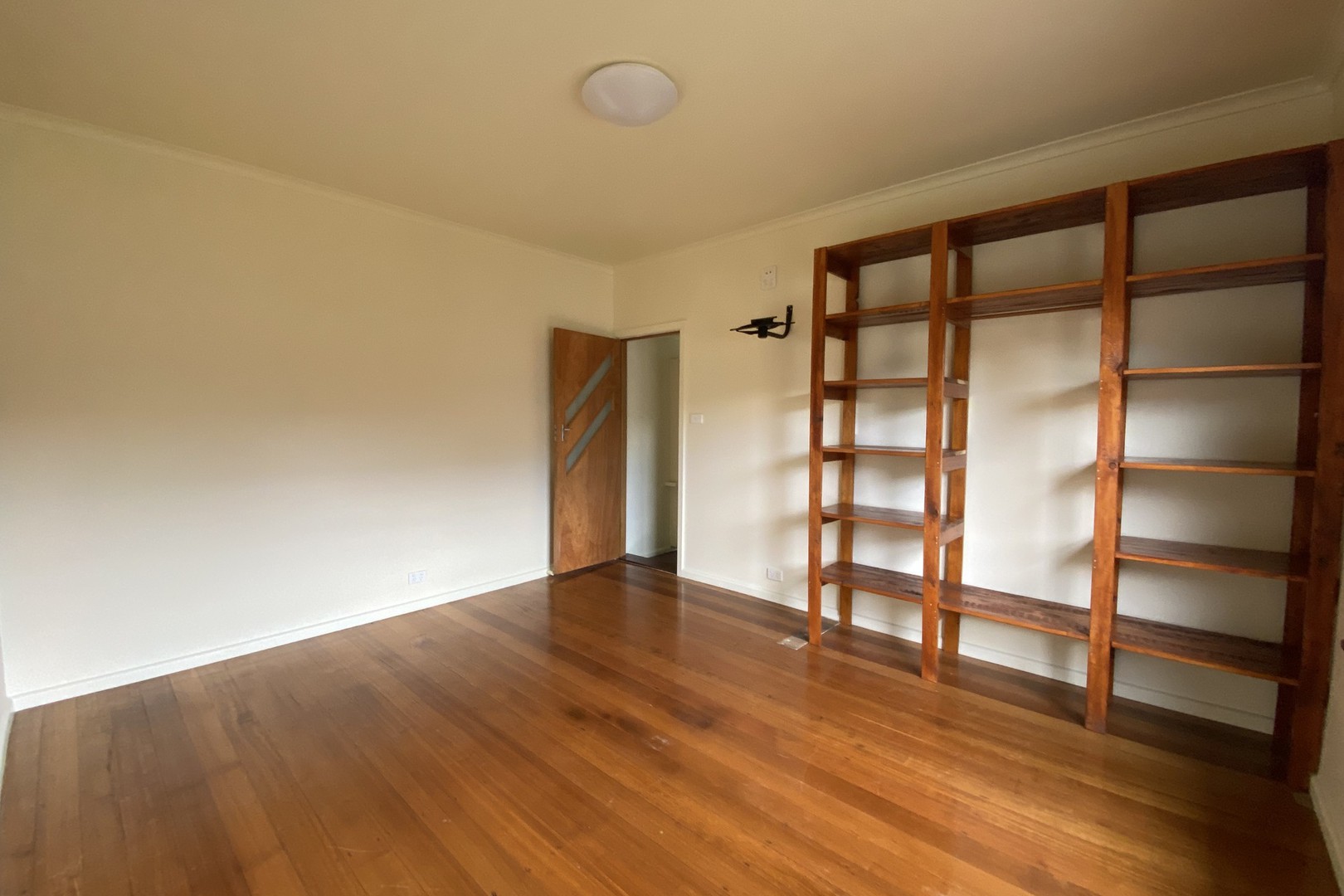 22 Banbury Road, Reservoir, VIC 3073, Reservoir - Thumbnail 5