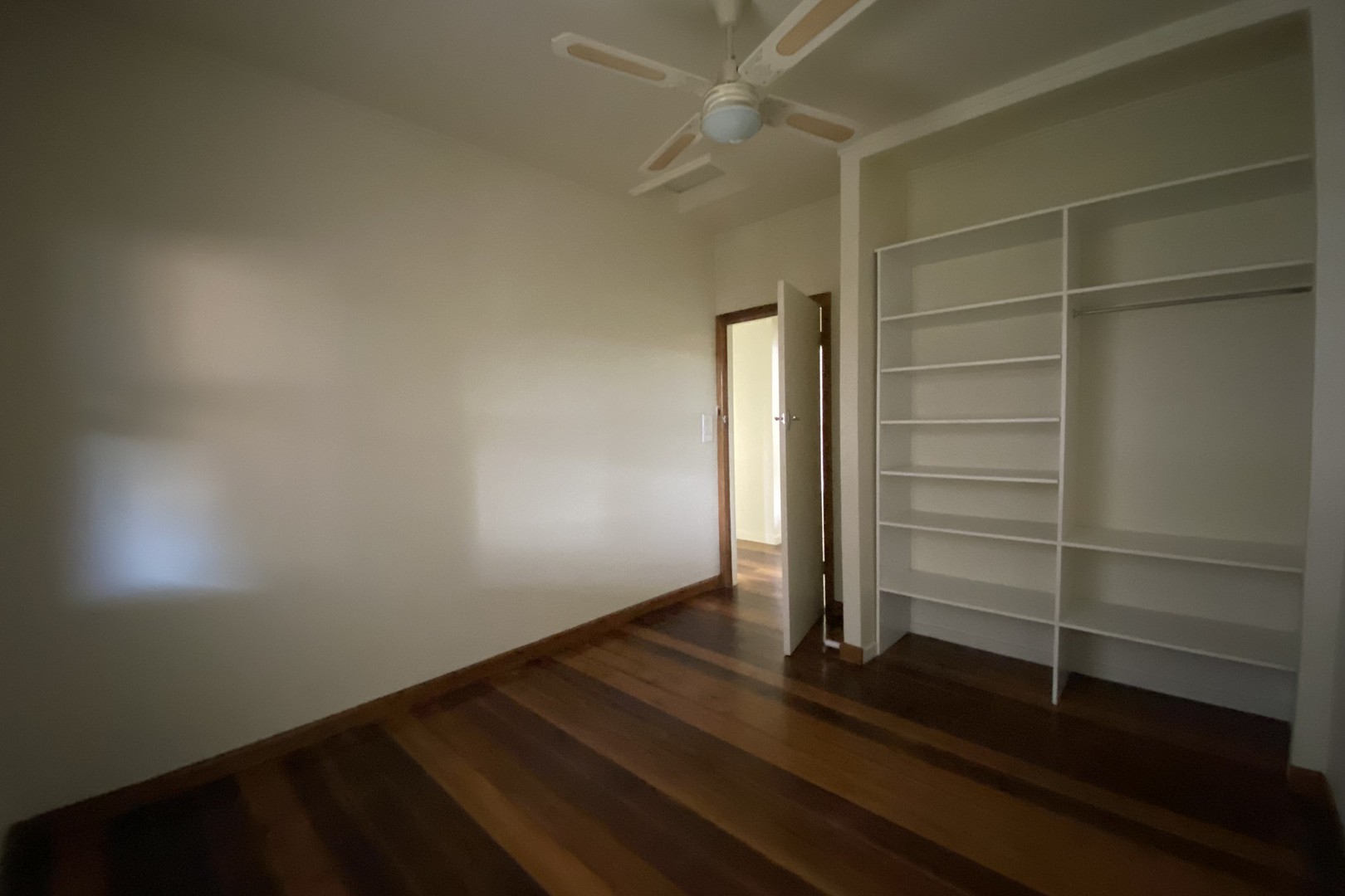 22 Banbury Road, Reservoir, VIC 3073, Reservoir - Thumbnail 7
