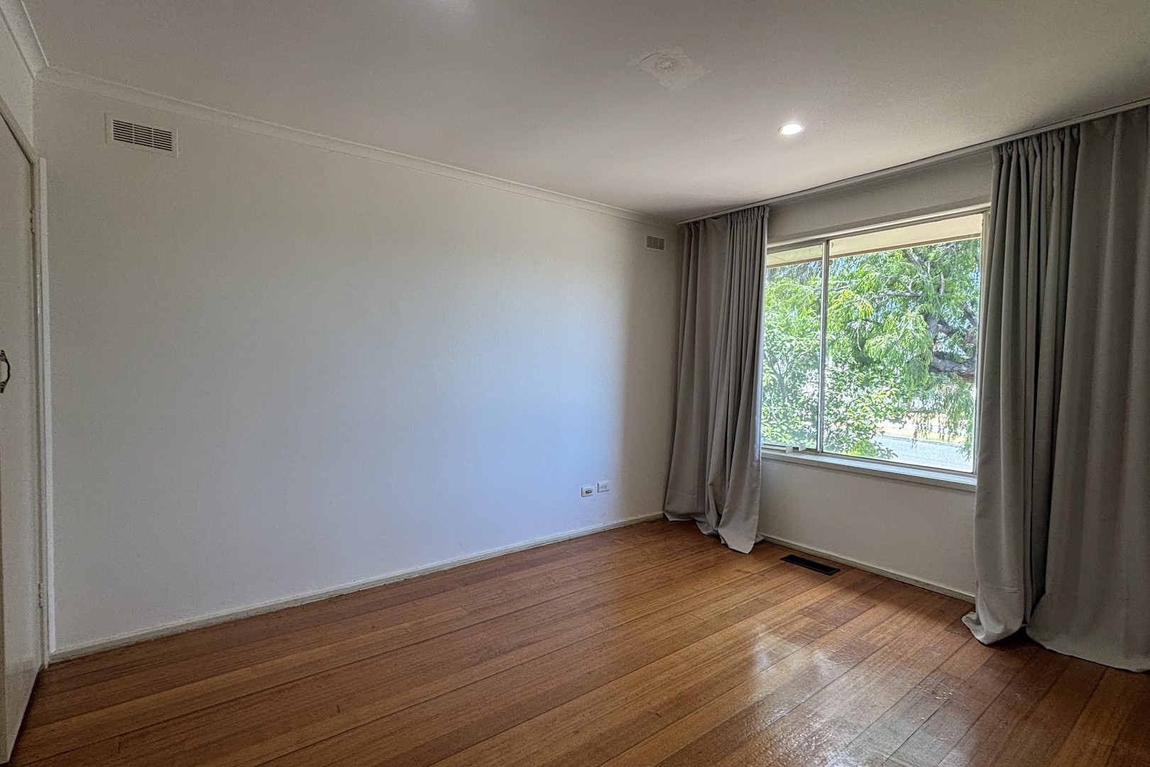 22 Banksia Avenue, Thomastown, VIC 3074, Thomastown - Thumbnail 8