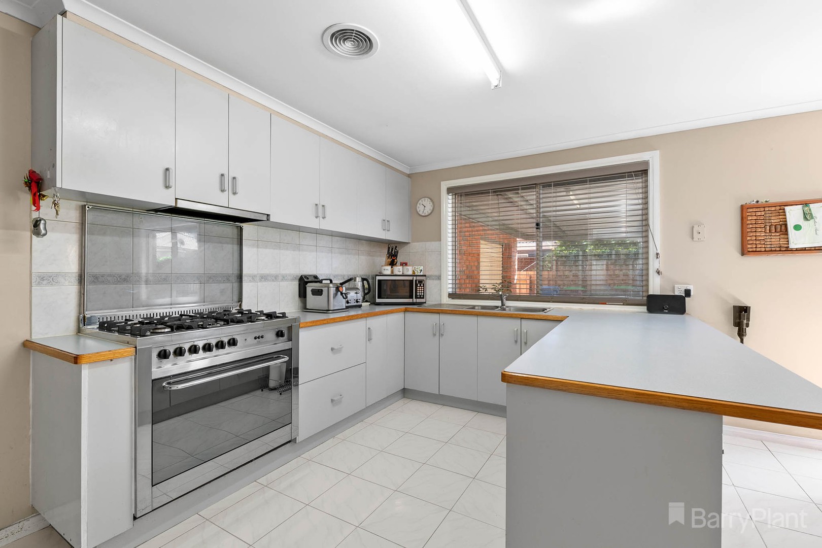22 Banyalla DriveCranbourne West, VIC 3977, Cranbourne West - Thumbnail 5