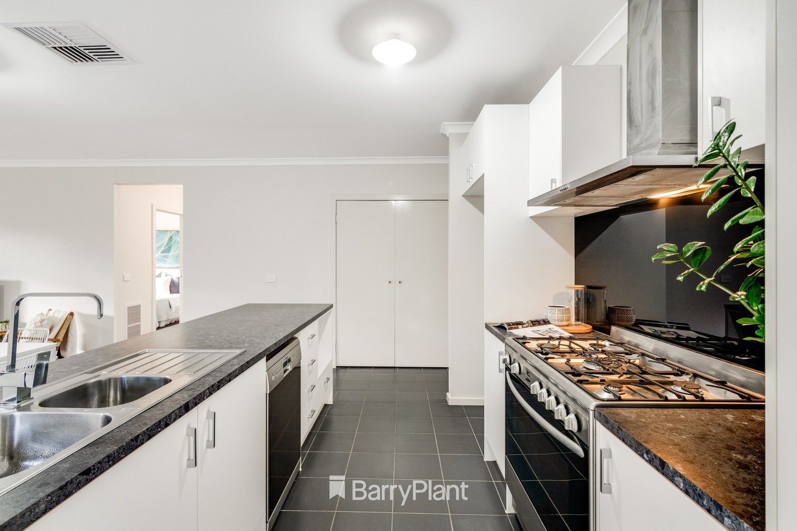 22 Barleycorn BendArmstrong Creek, VIC 3217  - Leased, Armstrong Creek - Thumbnail 6