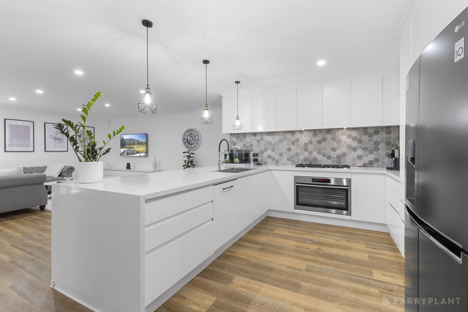 22 Bassett Street, Dandenong, VIC 3175, Dandenong - Thumbnail 4