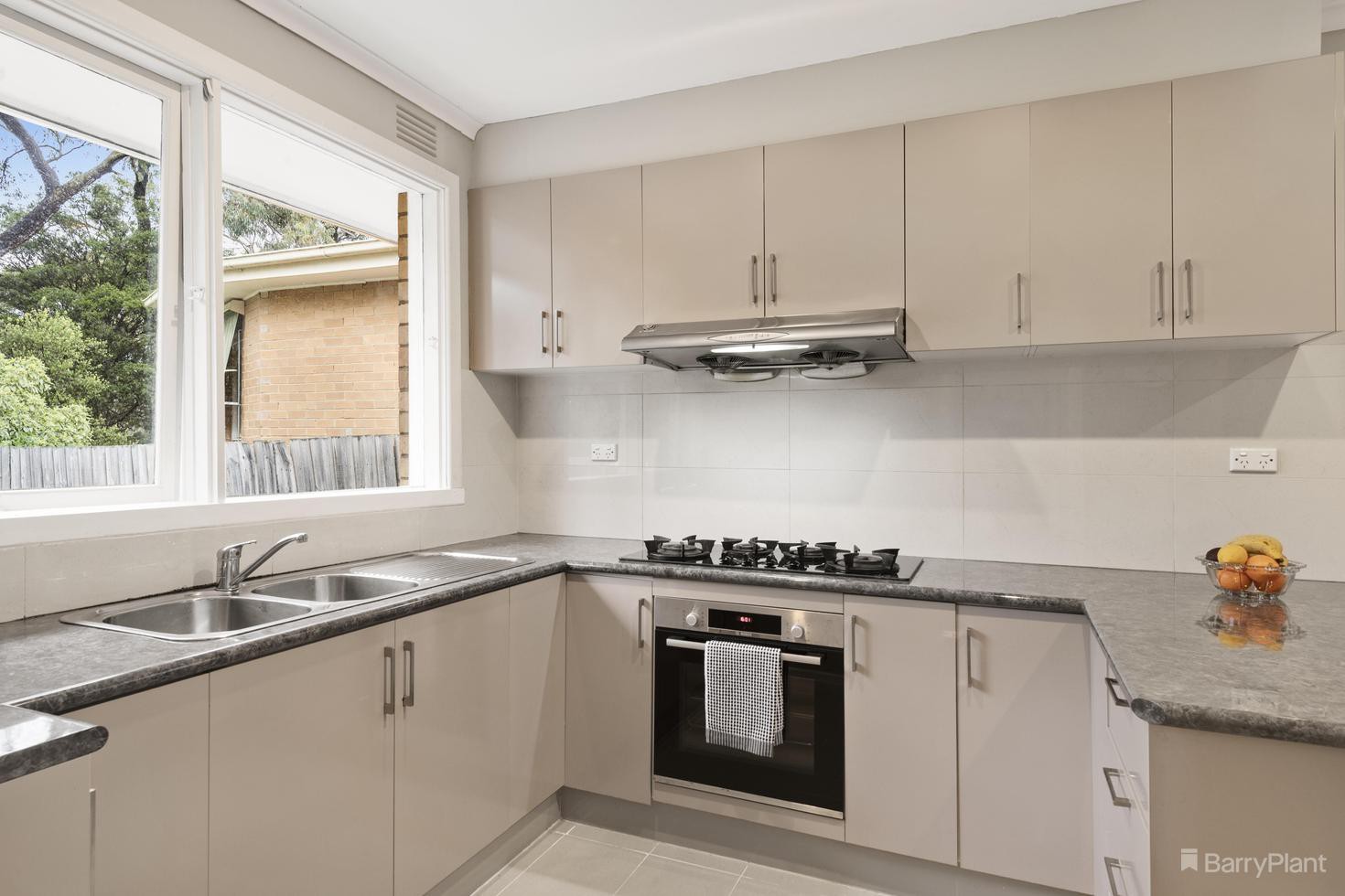 22 Berry Street, Box Hill North, VIC 3129, Box Hill North - Thumbnail 3