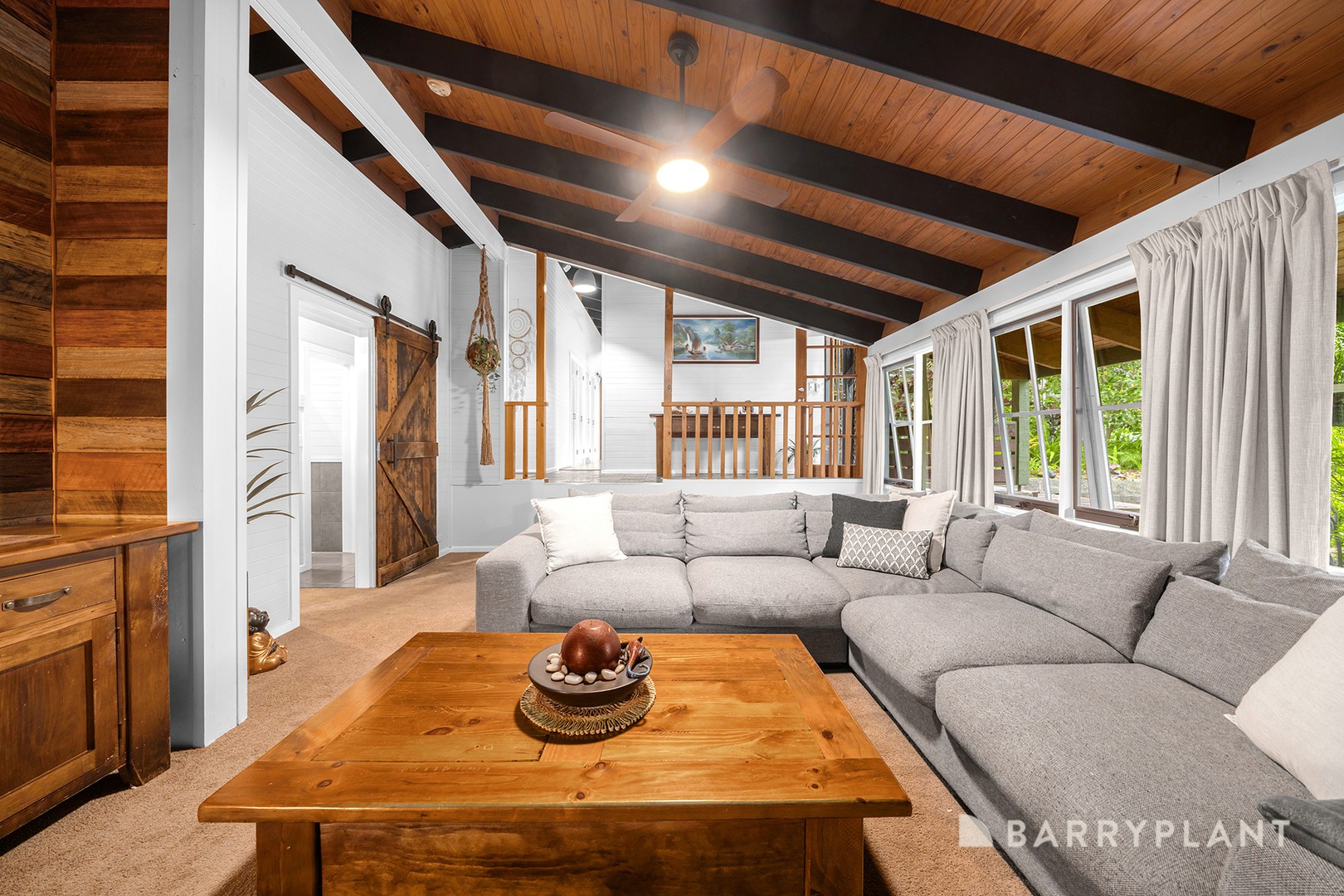 22 Braeside Drive, Launching Place, VIC 3139 - Thumbnail 2 - 25/10/2024