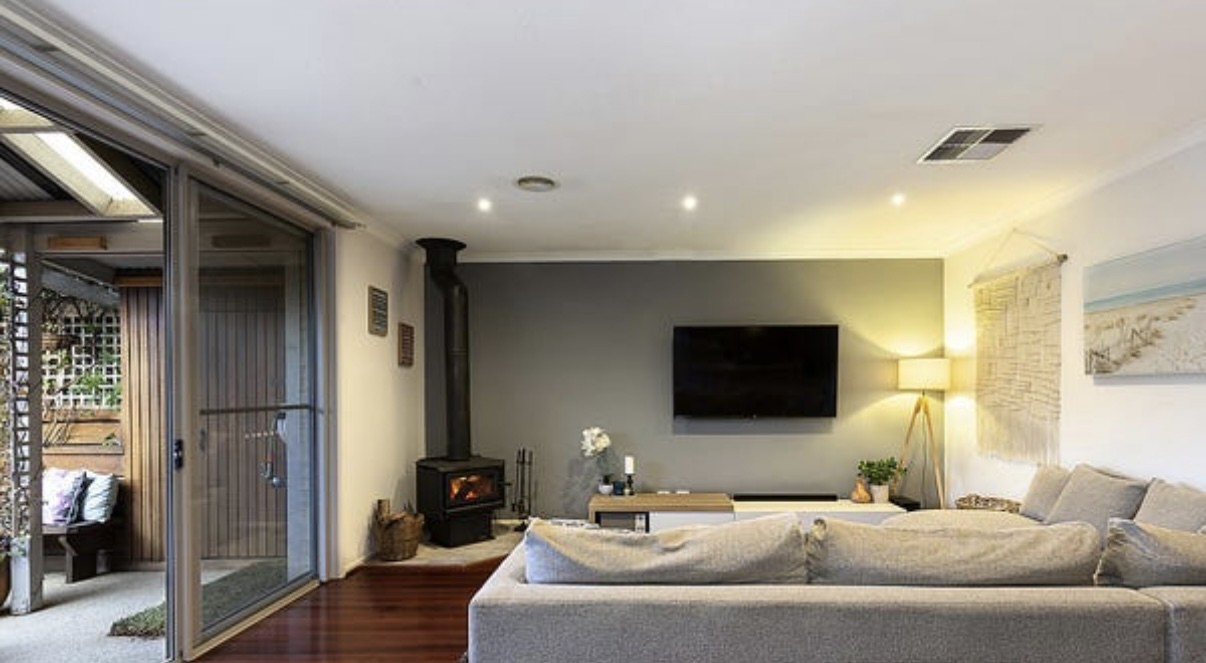 22 Brookfield Boulevard, Craigieburn, VIC 3064, Craigieburn - Thumbnail 4