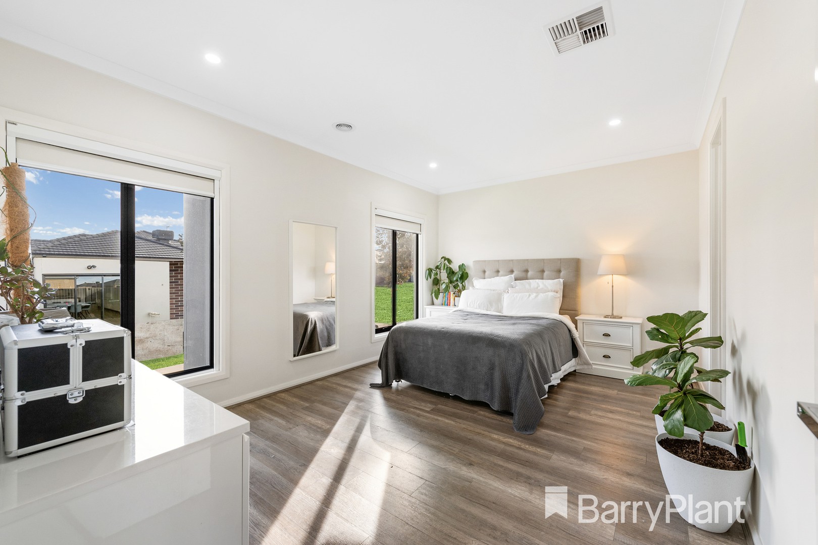 22 Broughton Avenue, Cobblebank, VIC 3338, Cobblebank - Thumbnail 4