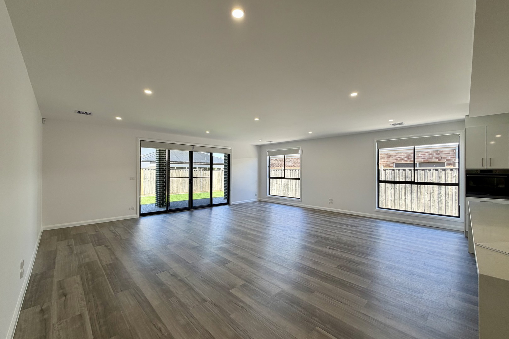 22 Buttercup Drive, Greenvale, VIC 3059 - Thumbnail 2 - 05/01/2026