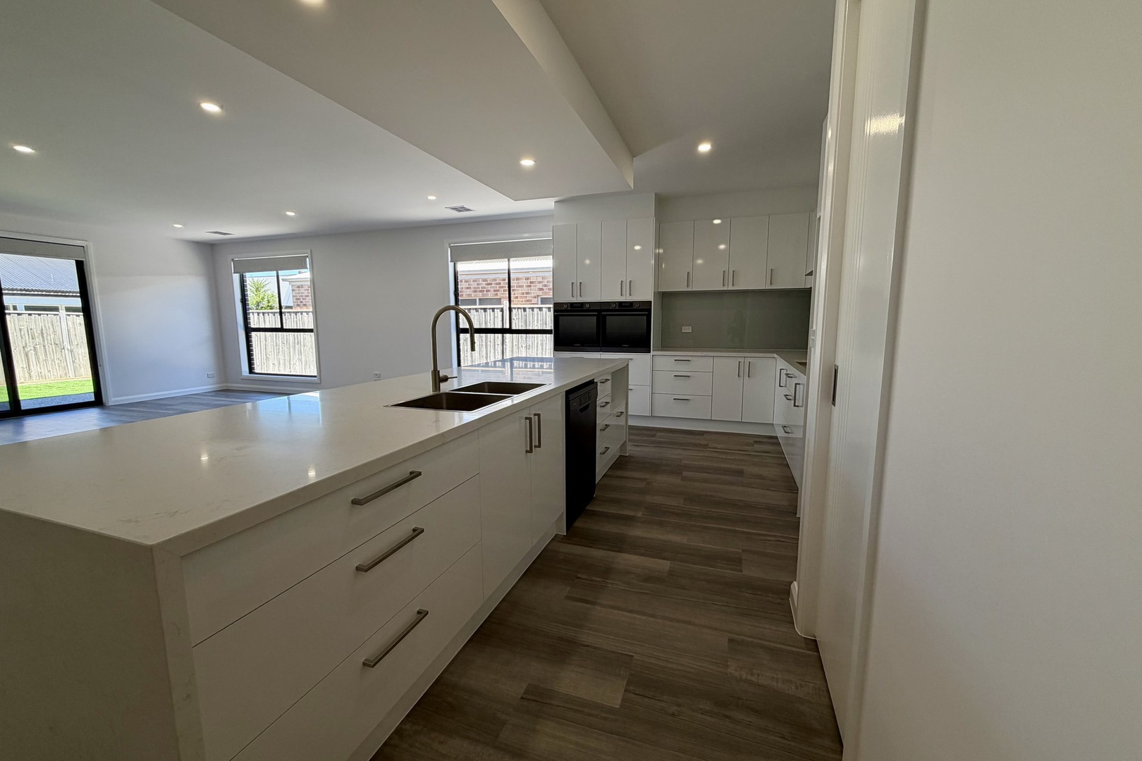 22 Buttercup Drive, Greenvale, VIC 3059, Greenvale - Thumbnail 4