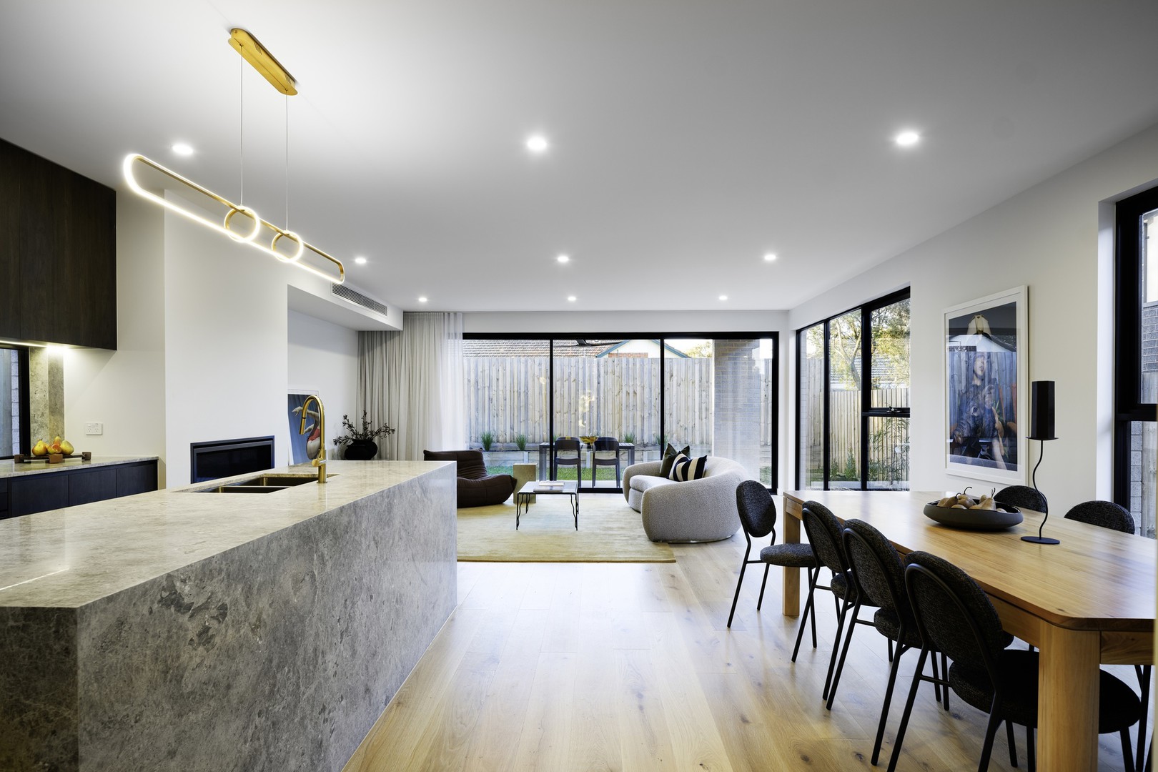 22 Butters Street, Reservoir, VIC 3073, Reservoir - Thumbnail 2
