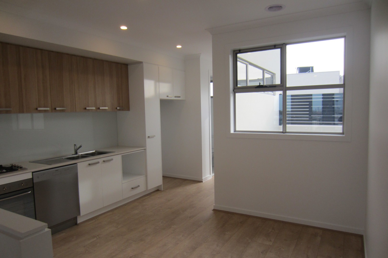 22 Camera Walk, Coburg North, VIC 3058, Coburg North - Thumbnail 3