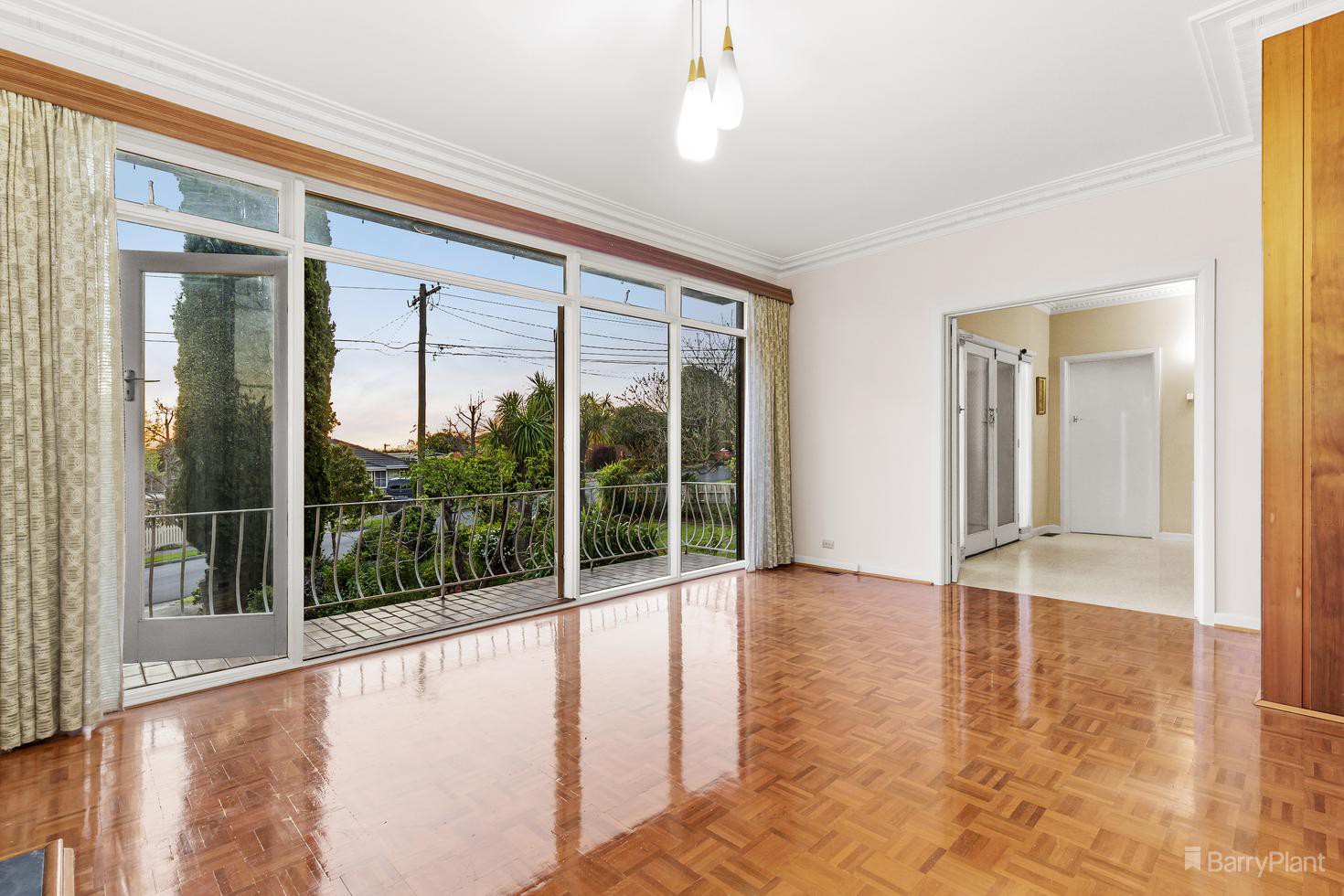 22 Chatsworth Quadrant, Templestowe Lower, VIC 3107, Templestowe Lower - Thumbnail 4