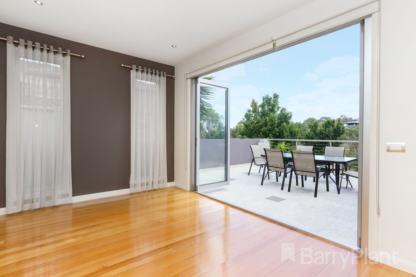 22 Clare Boulevard, Greenvale, VIC 3059, Greenvale - Thumbnail 7