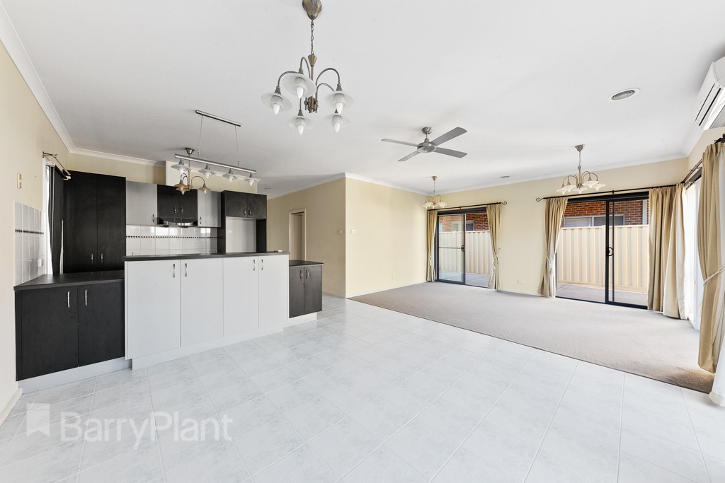 22 Clementson DriveCaroline Springs, VIC 3023  - Leased, Caroline Springs - Thumbnail 4