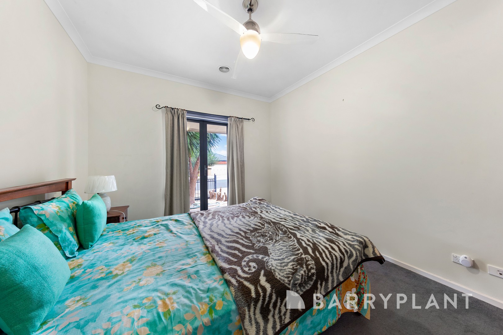 22 Clementson Drive, Caroline Springs, VIC 3023, Caroline Springs - Thumbnail 7