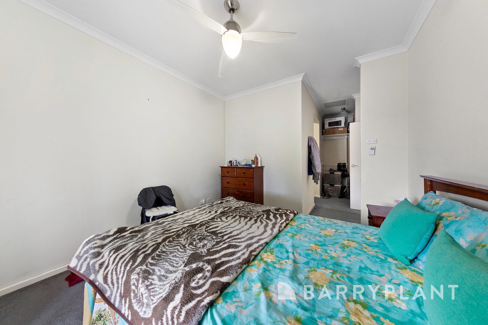 22 Clementson Drive, Caroline Springs, VIC 3023, Caroline Springs - Thumbnail 2