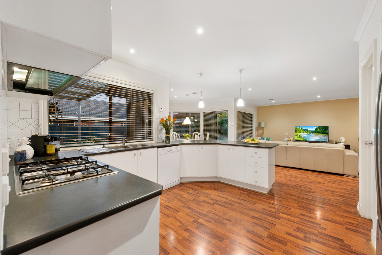 22 Colston Drive, Hillside, VIC 3037, Hillside - Thumbnail 5