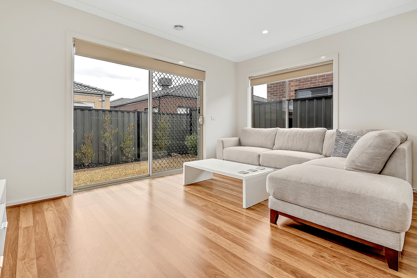 22 Coolamon Drive, Craigieburn, VIC 3064, Craigieburn - Thumbnail 3