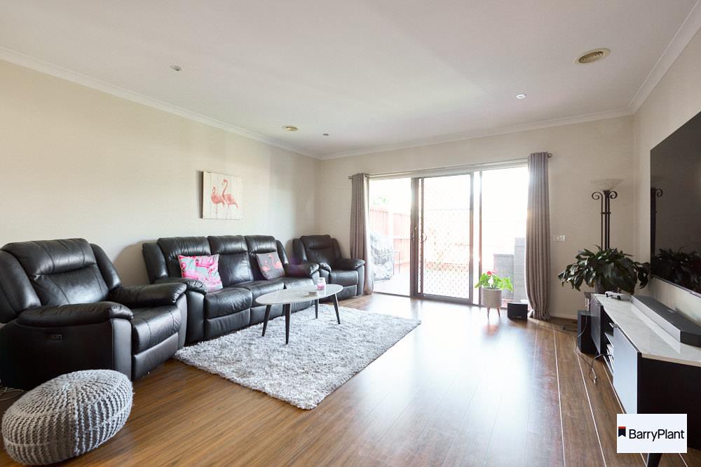 22 Dahlia Crescent, Keysborough, VIC 3173, Keysborough - Thumbnail 4