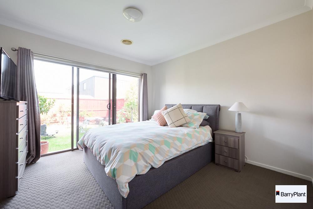 22 Dahlia Crescent, Keysborough, VIC 3173, Keysborough - Thumbnail 5