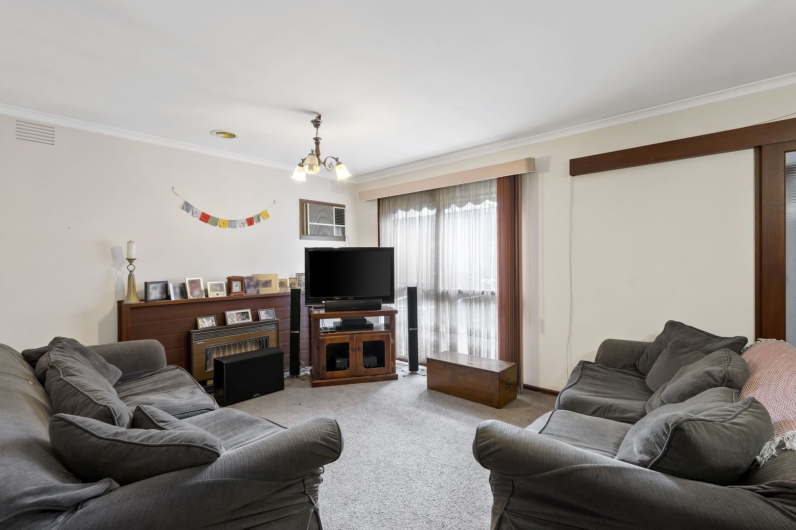 22 Donach Crescent, Bundoora, VIC 3083, Bundoora - Thumbnail 2
