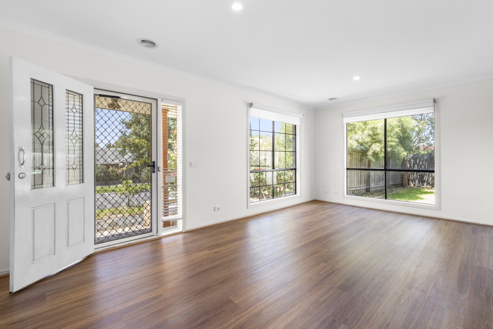 22 Edgewood Drive, Dandenong, VIC 3175, Dandenong - Thumbnail 3