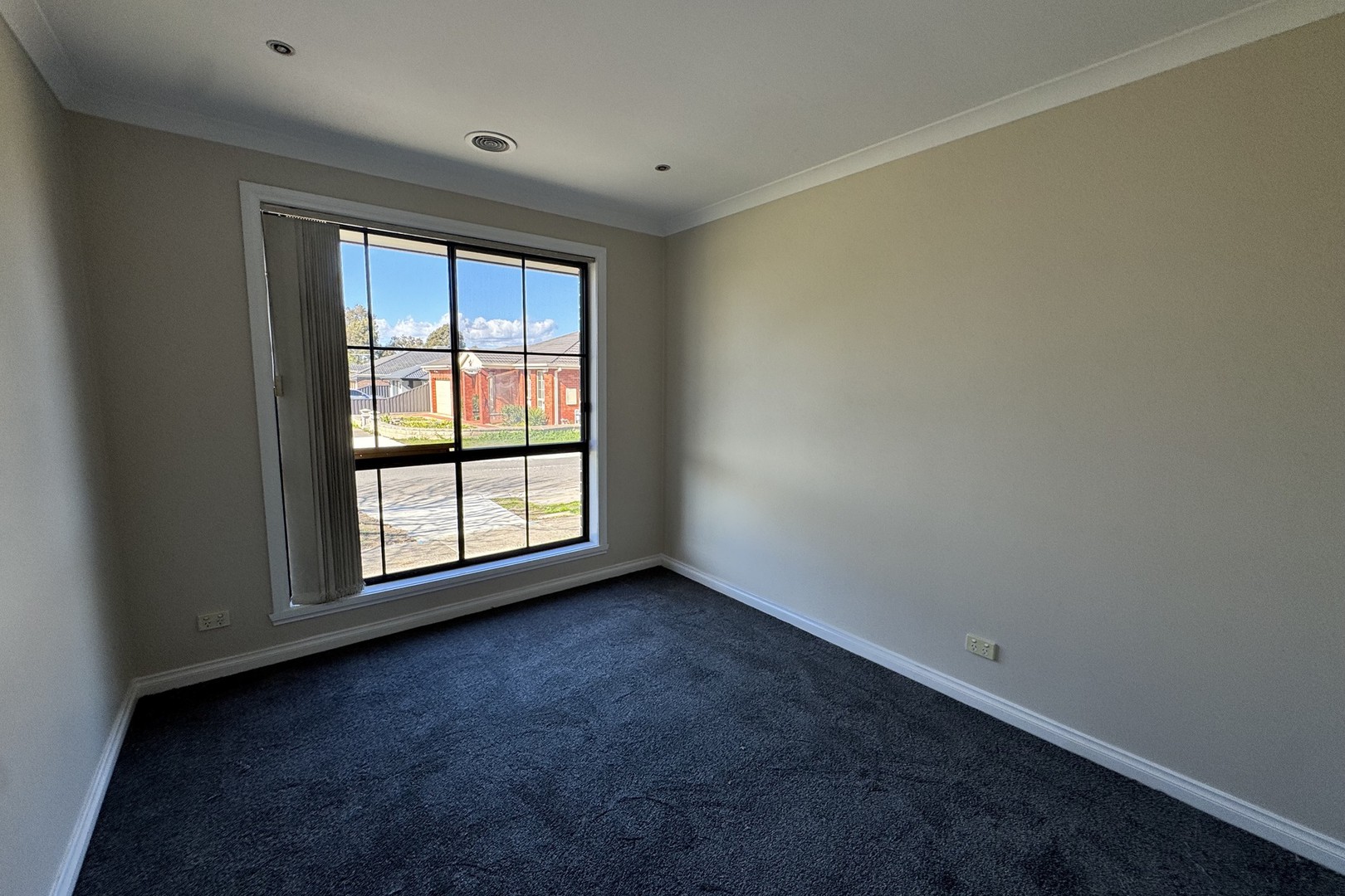 22 Edgewood Road, Roxburgh Park, VIC 3064, Roxburgh Park - Thumbnail 8